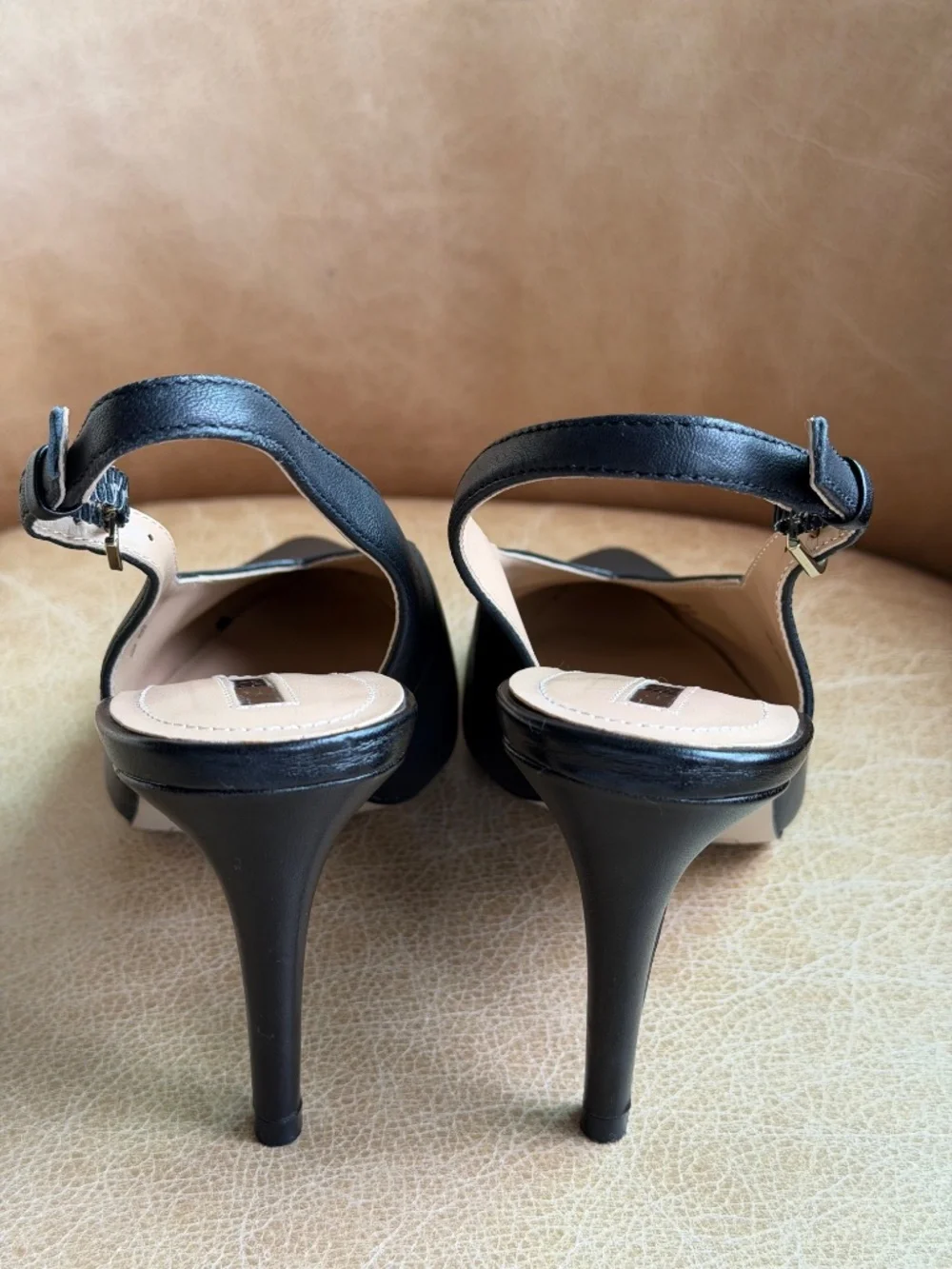 Tahari Black Leather Pointed Slingback Heels - Size 7M